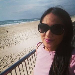 Meet your Posher, Marian